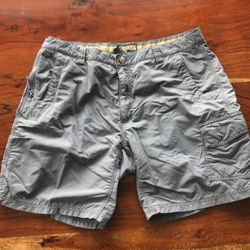 Men’s mountain khakis shorts